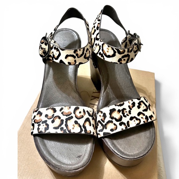 Naked Feet Shoes - Naked Feet Oro Platform Sandal Bone Leopard Stamped Calf Hair Leather 8.5